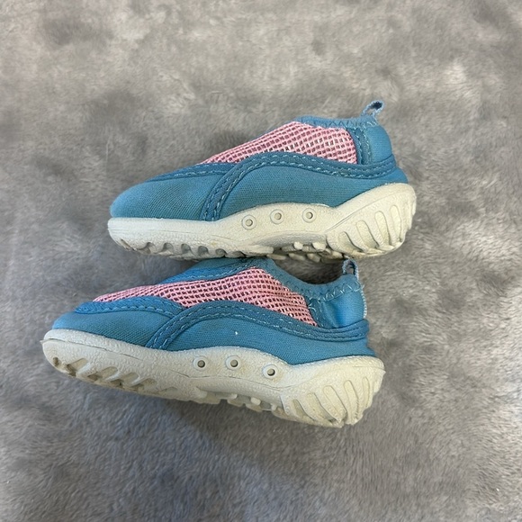 Sand n Sun - Slip on baby water shoes. Size 3 - Picture 3 of 8